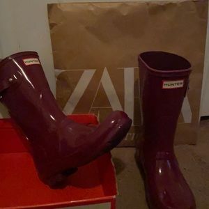 Women’s Hunter short rain boots, size 39